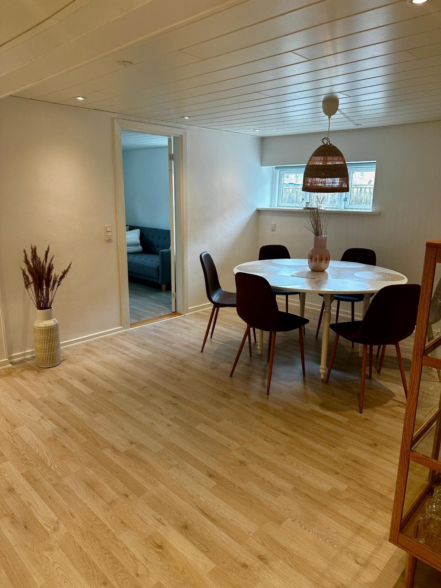Skon Lejlighed Med Egen Terrasse Og Have Taet Pa Centrum I Skagen Eksteriør bilde