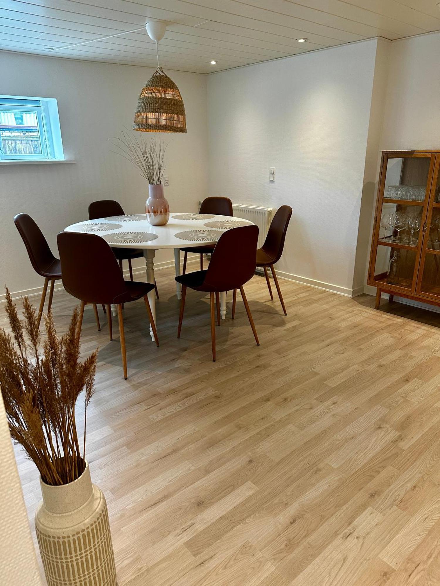 Skon Lejlighed Med Egen Terrasse Og Have Taet Pa Centrum I Skagen Eksteriør bilde